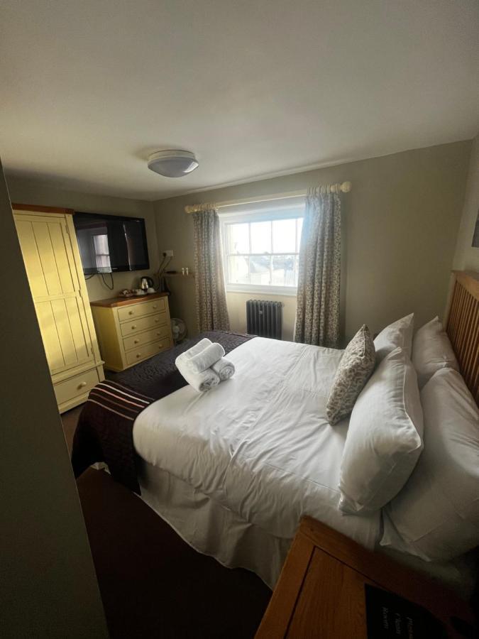 The Vale Hotel Криклейд Экстерьер фото